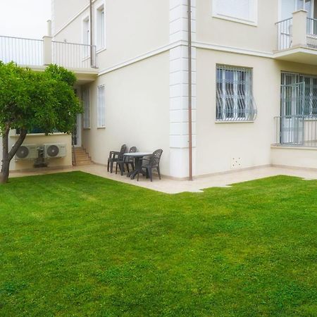 Residence Deamarina Marina di Massa Kültér fotó