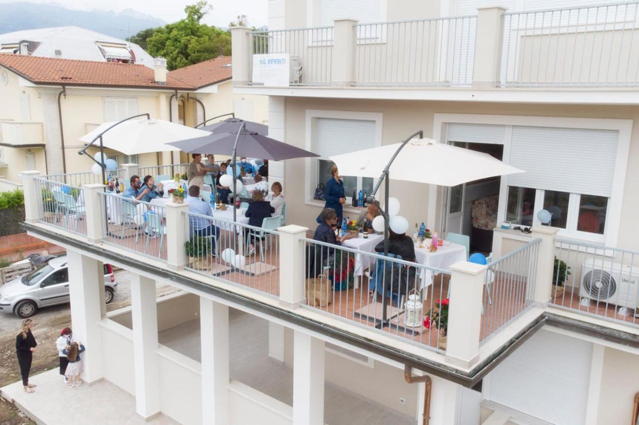 Residence Deamarina Marina di Massa Kültér fotó